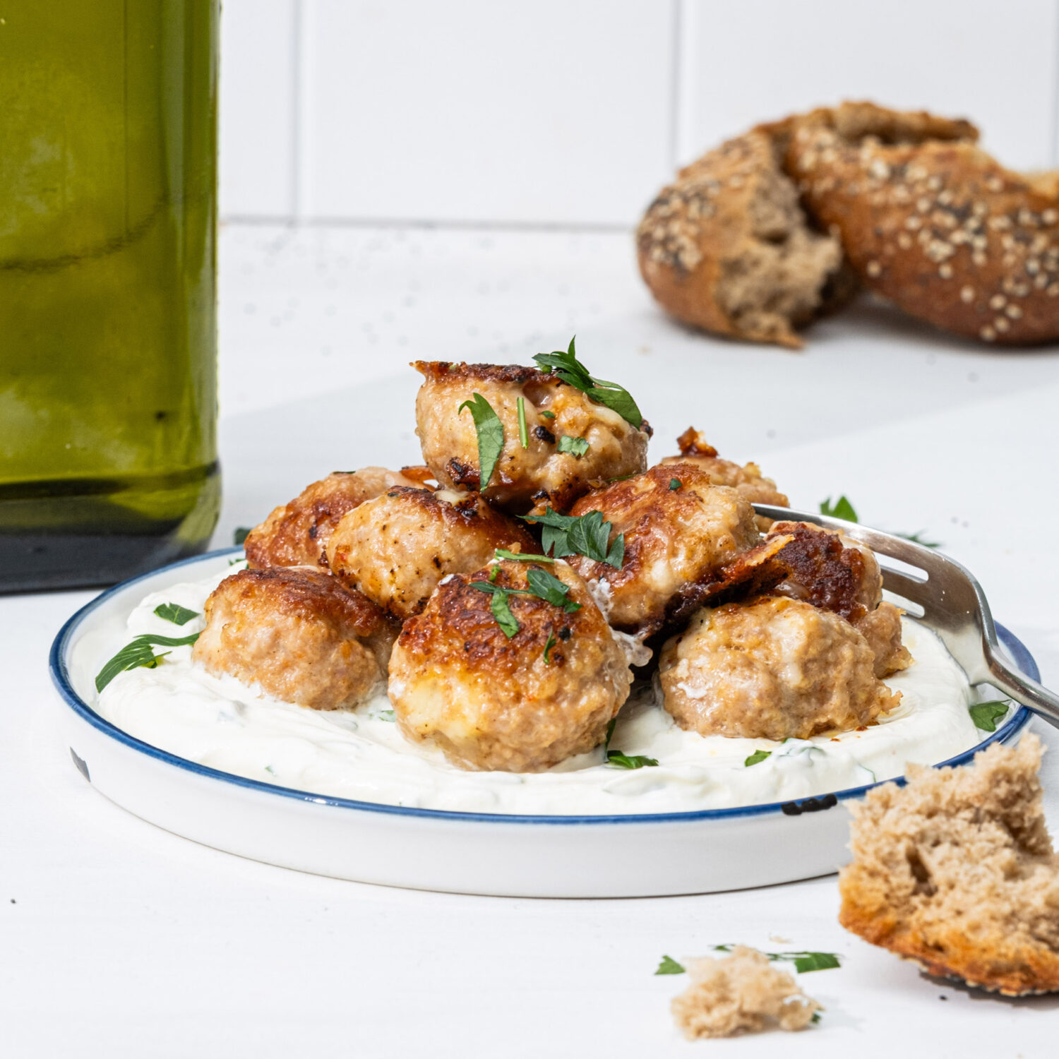 Boulettes maison à l’emmental en dés