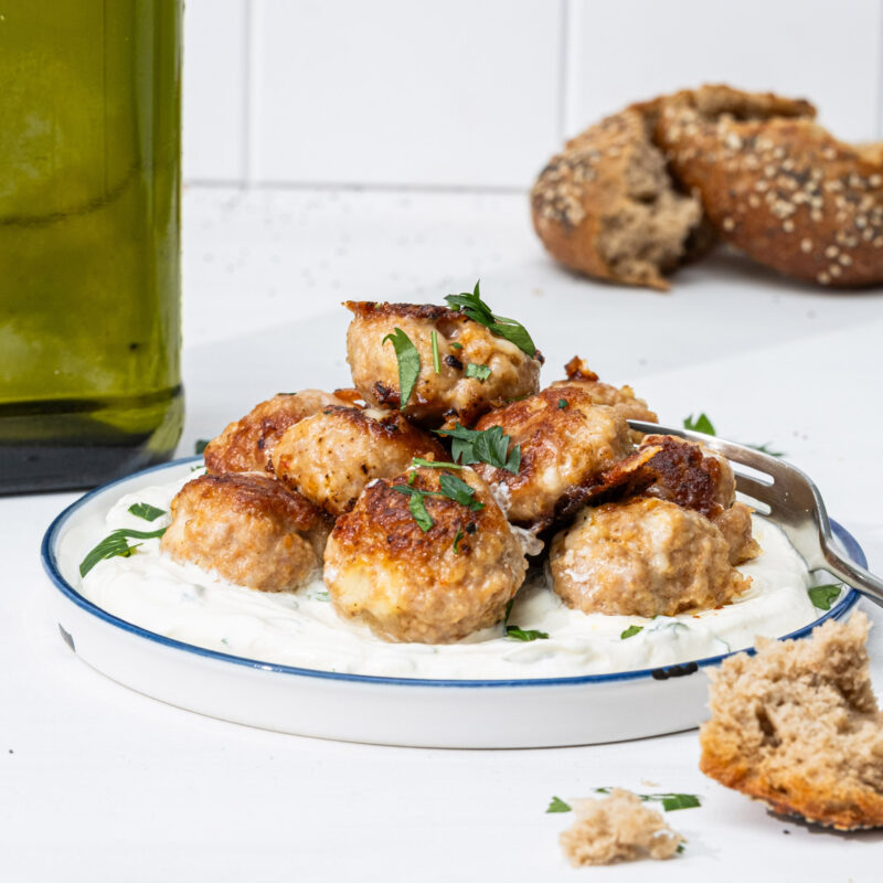 Boulettes maison à l’emmental en dés
