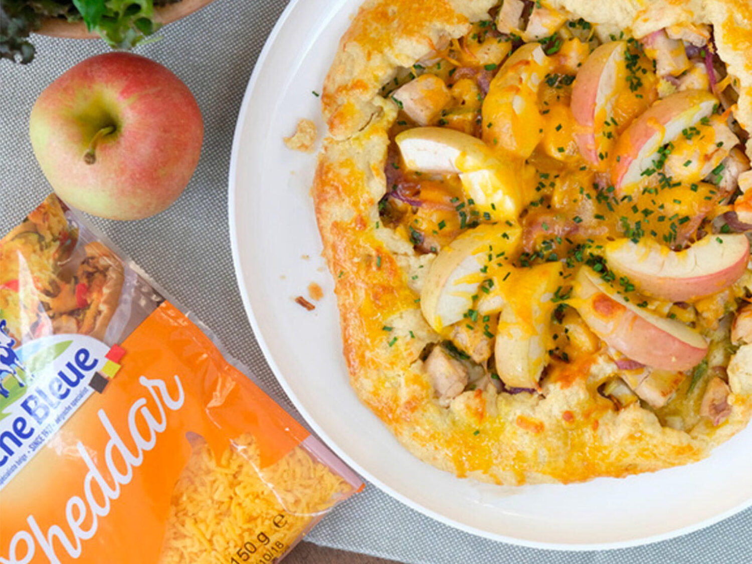 Taart met kip, appels & cheddar